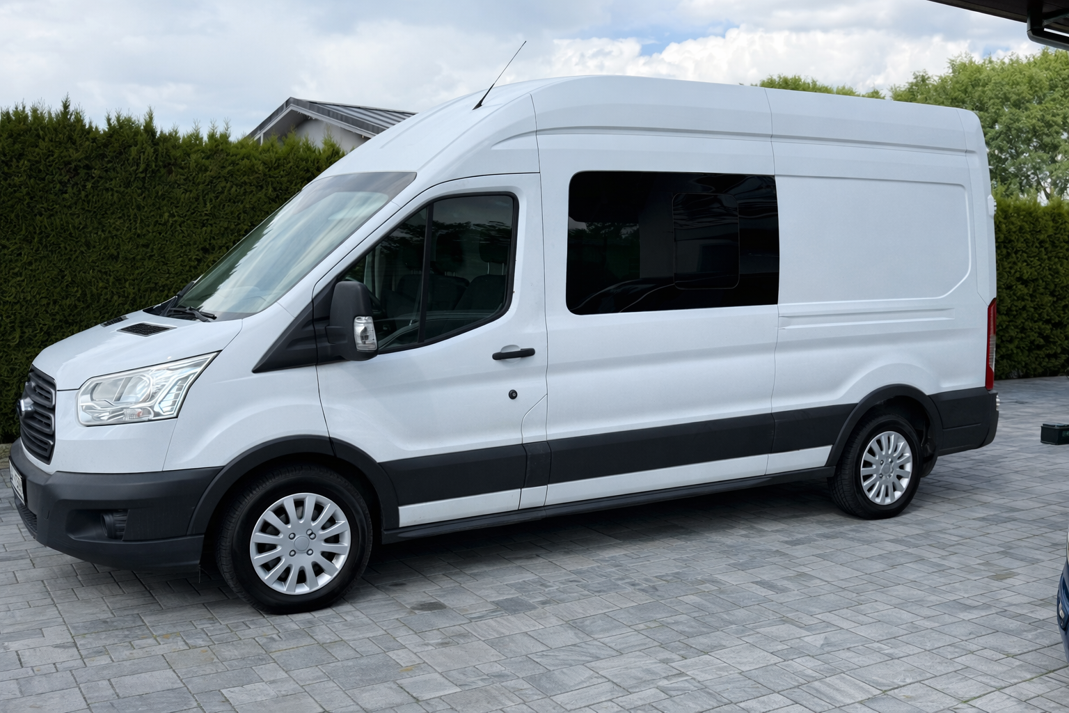 Ford Transit Maxi L3H3 6 míst